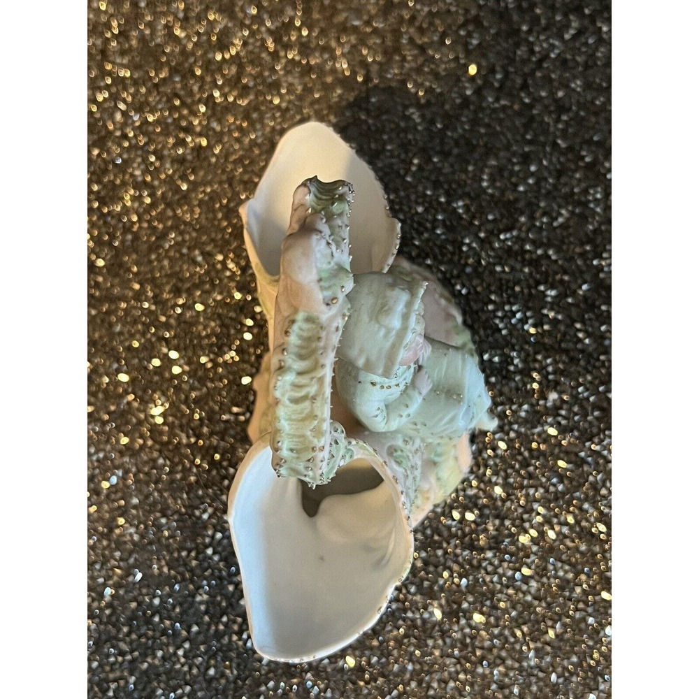 Vintage Victorian Bisque, Vase, Marked 5550 - Picture 7 of 9